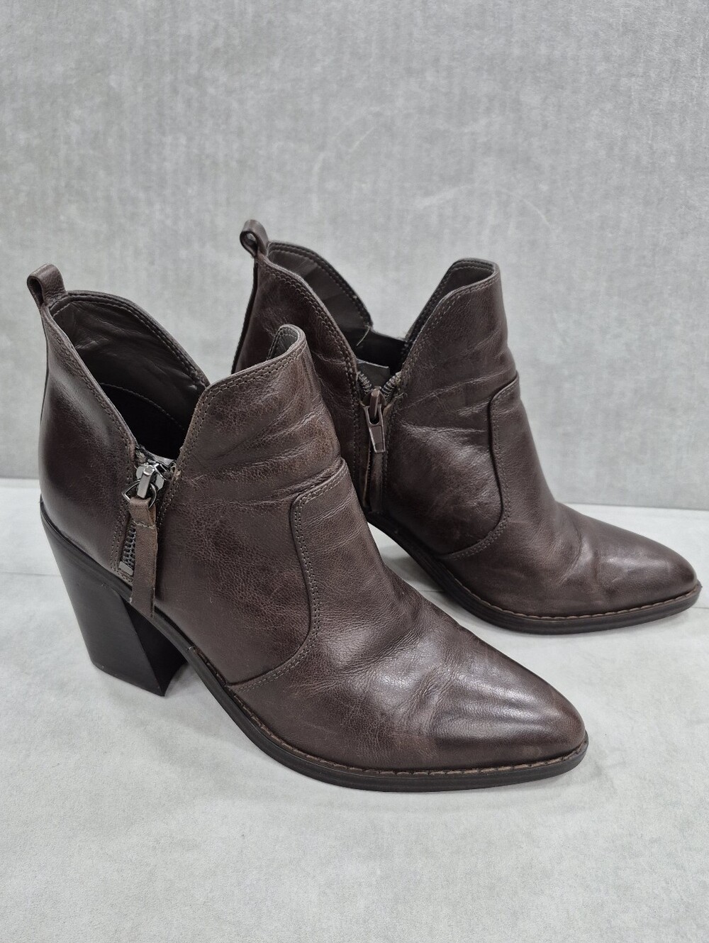 Nine West booties women's 7M brown leather point toe western style block heels